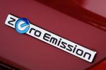 Nissan Leaf 2011 года (UK)